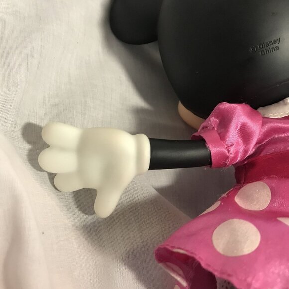 Disney Store Talking Minnie Mouse Doll In Pink Polka Dot Dress Works Cute - Picture 8 of 10